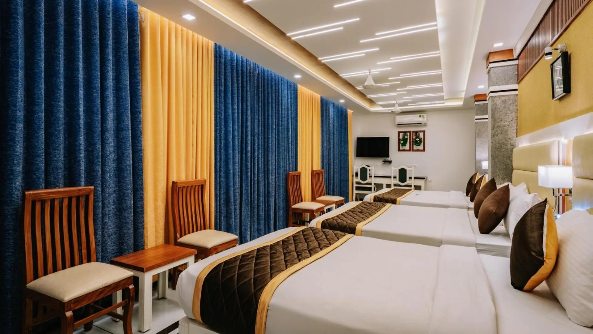 Excellency Airport Hotel アンガマリー インド